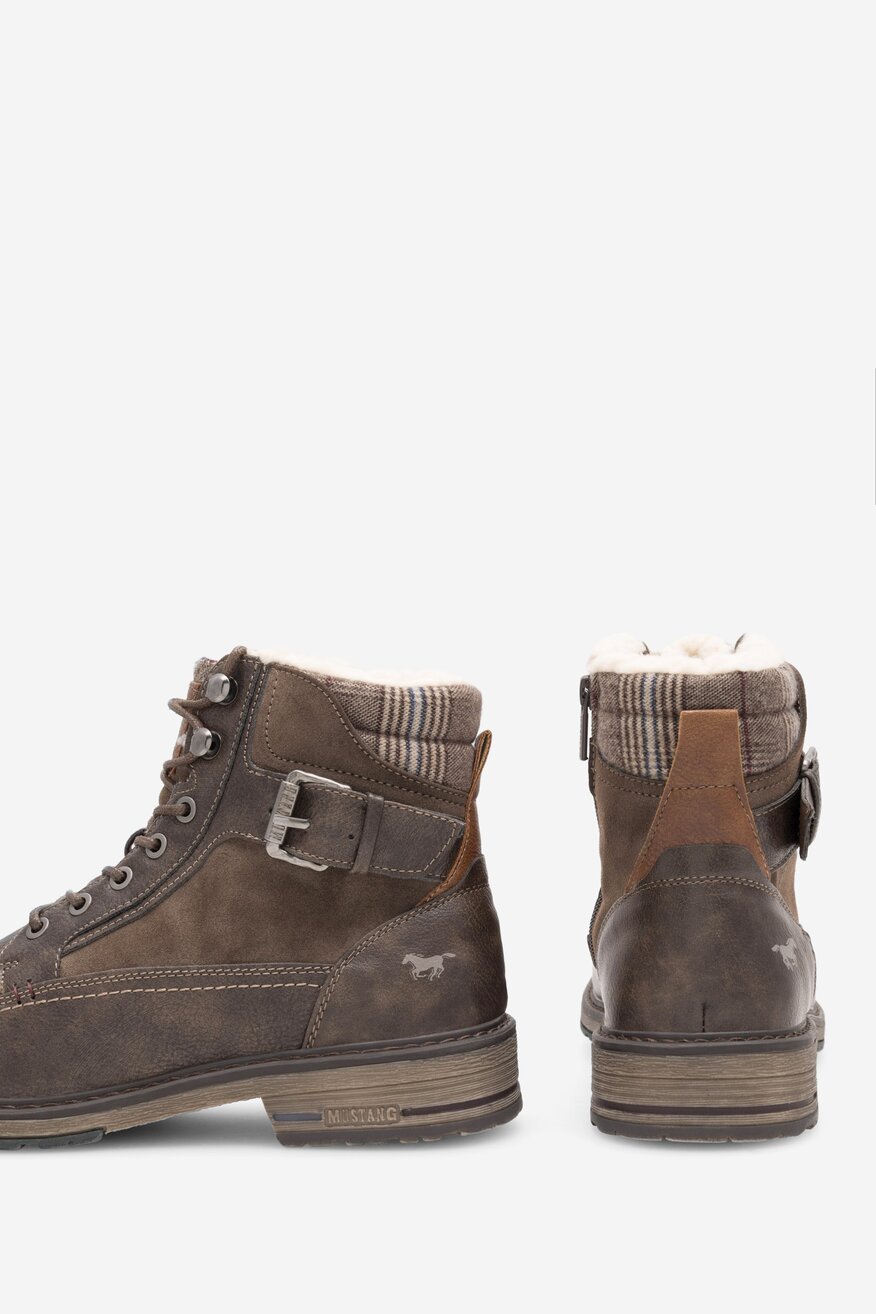 Trzewiki Mustang 4157-605 Brązowy ciemny