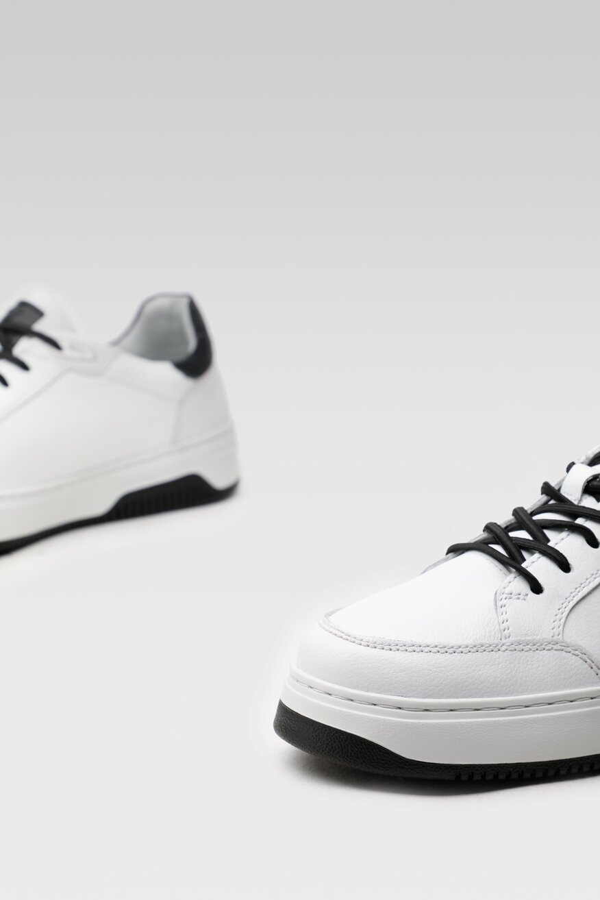 Półbuty Togoshi MI08-BUXTON-08 Biały