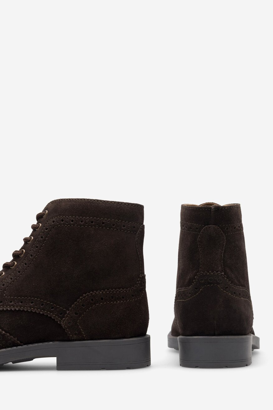 Trzewiki Gino Rossi JERSAY-19 MI25 Brązowy ciemny