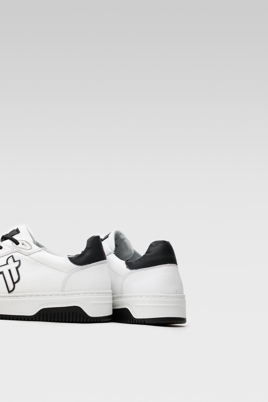 Półbuty Togoshi MI08-BUXTON-08 Biały