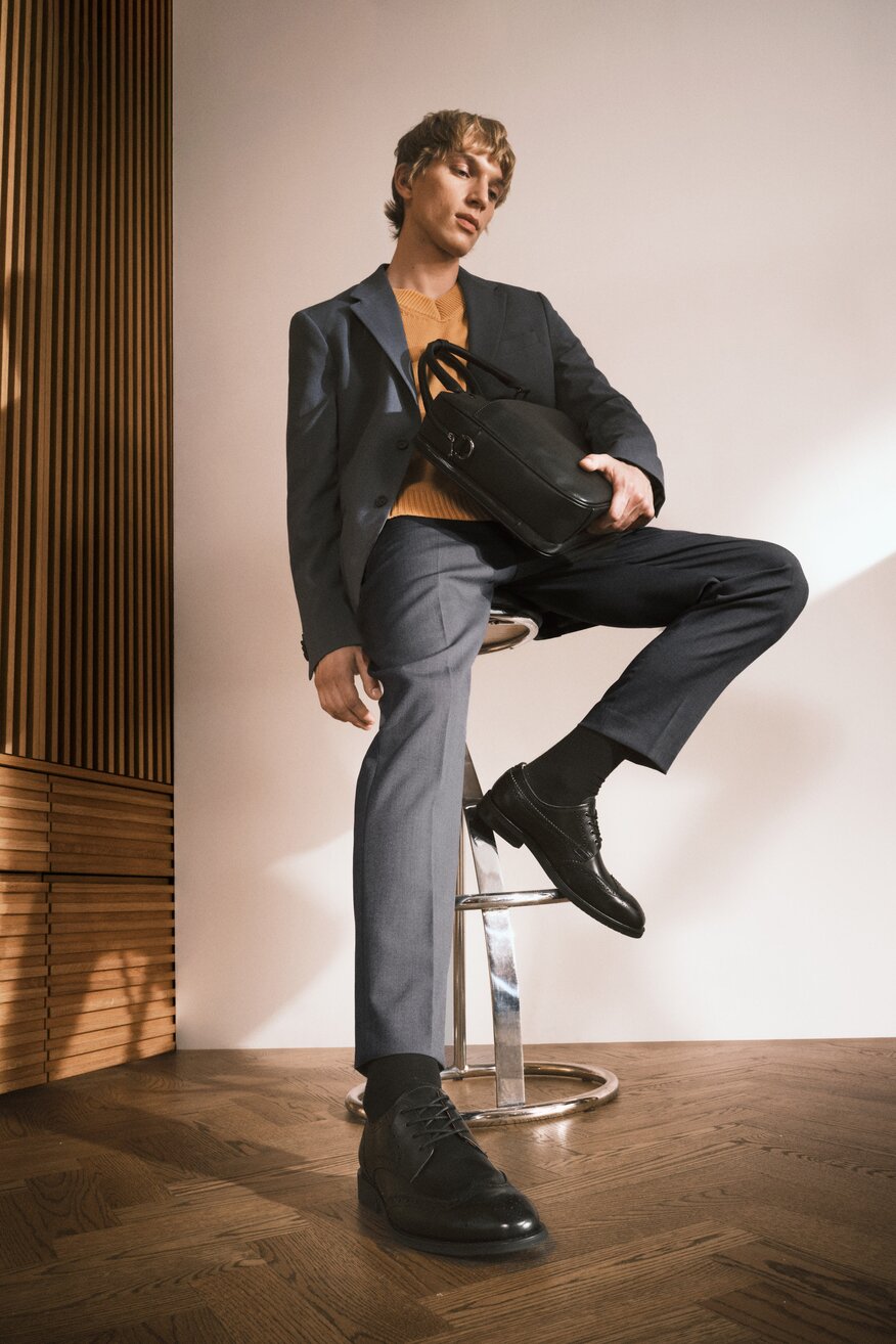 Półbuty Gino Rossi FABIANO-02 123AM Czarny