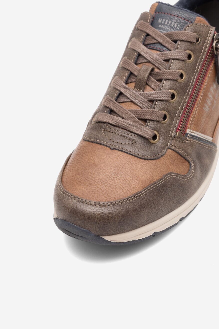 Półbuty Mustang 4106-306 Brązowy