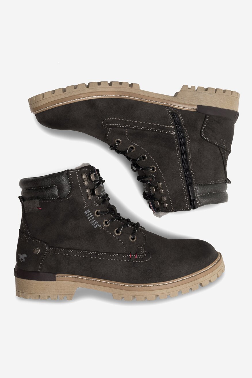 Trzewiki Mustang 4142-602-20 Szary