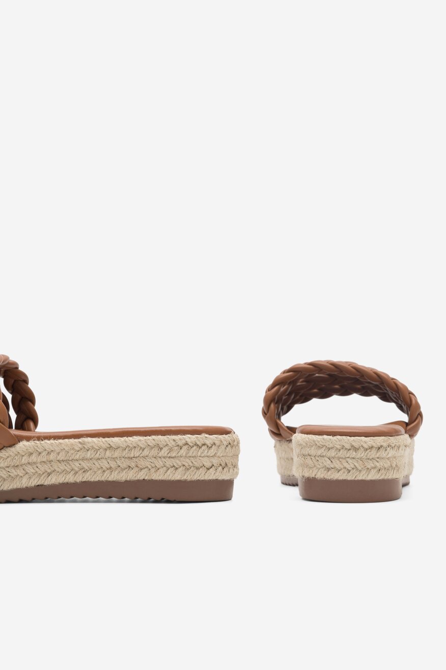 Klapki DeeZee INCREDIBLE KL-E8875-2 Camel