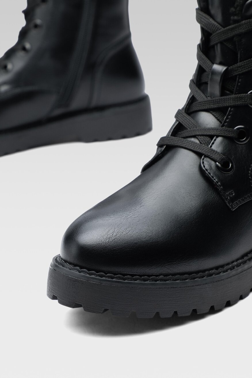 Trzewiki Clara Barson WS5621-05 Czarny