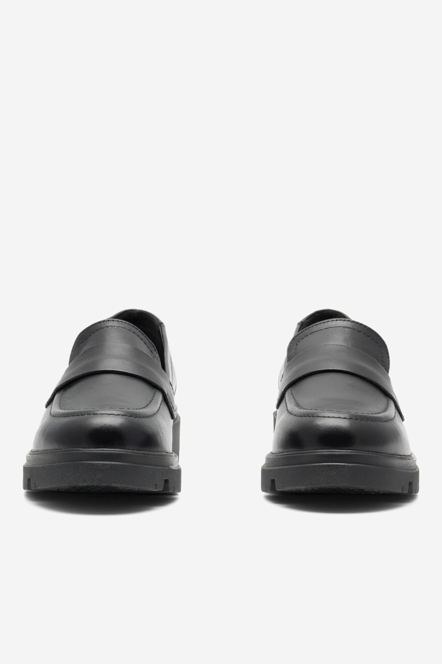 Półbuty Sarah Karen ARC-LAMI-01 Czarny