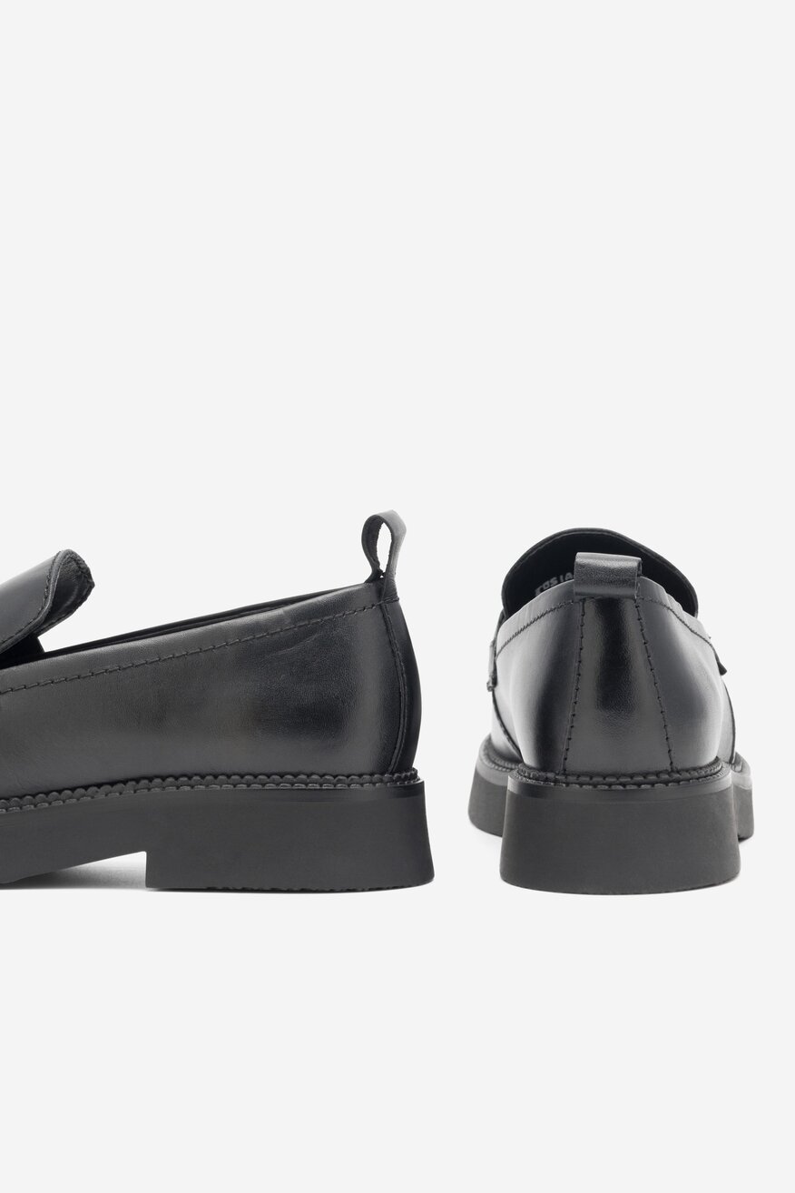 Półbuty Lasocki WI23-TOSSIA-06 Czarny