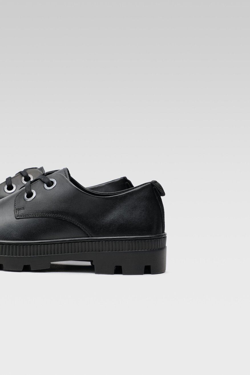 Półbuty Lasocki PUSZAN WI23-PUSZAN-20 Czarny