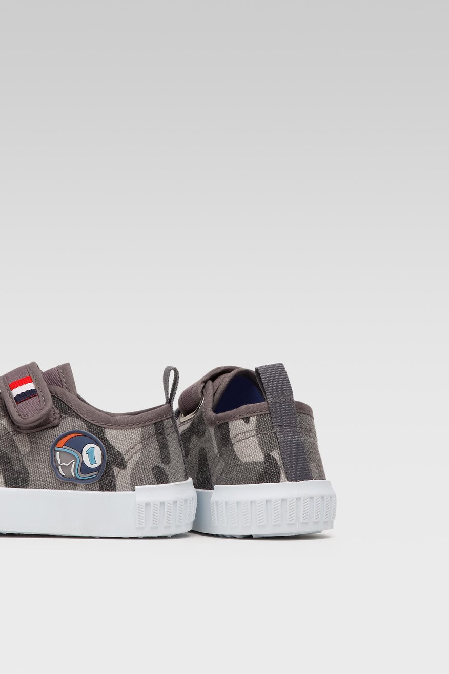 Kapcie Action Boy CF2339-1 Szary