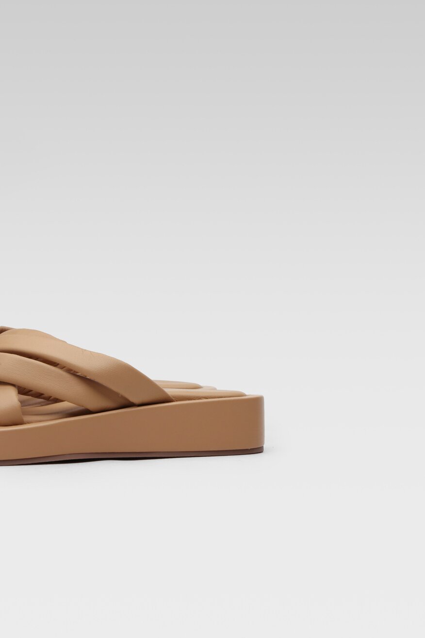 Klapki Sergio Bardi DELL-CHV-AC-01SB Camel