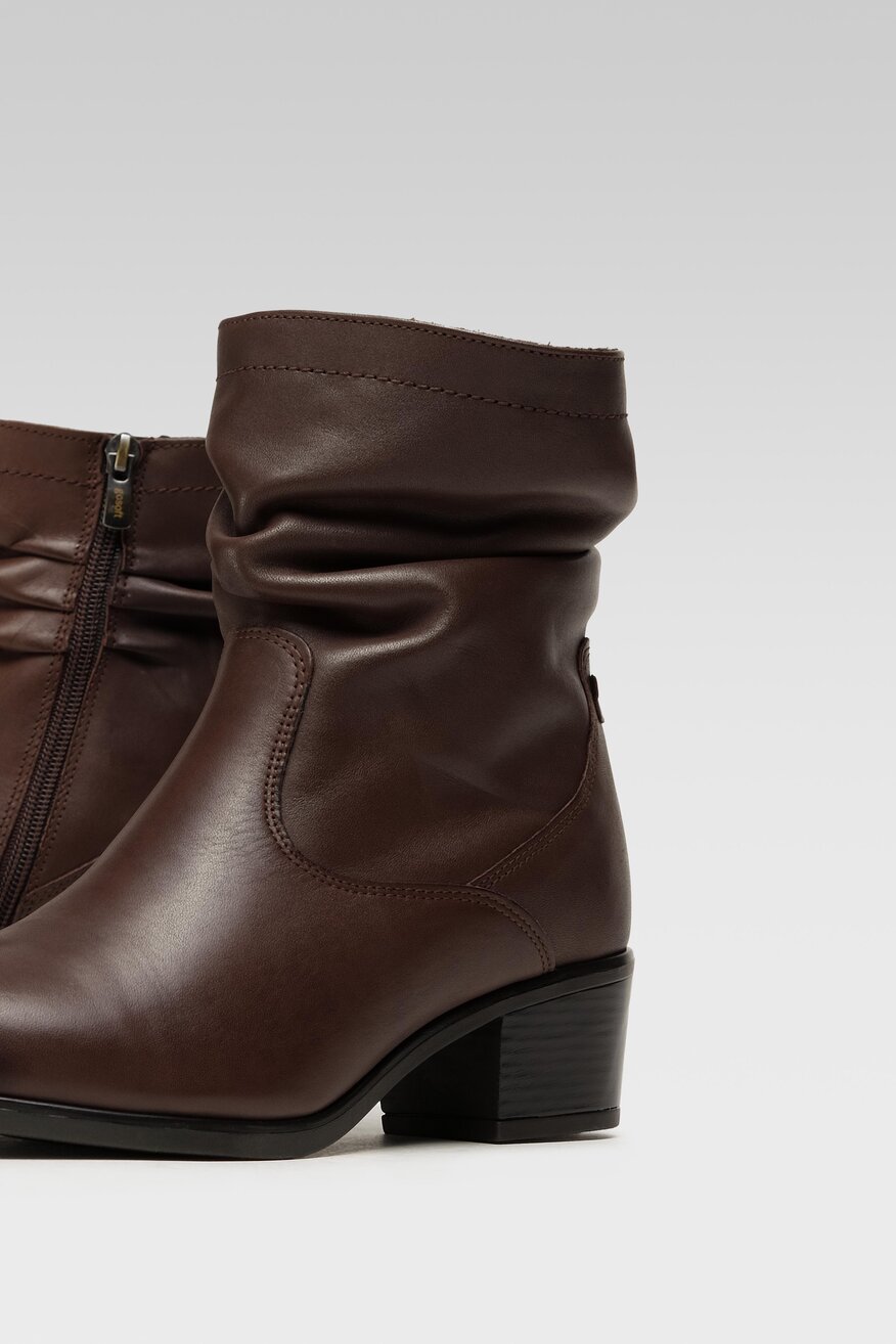 Botki Go Soft EST-GUSTA-12 Brązowy