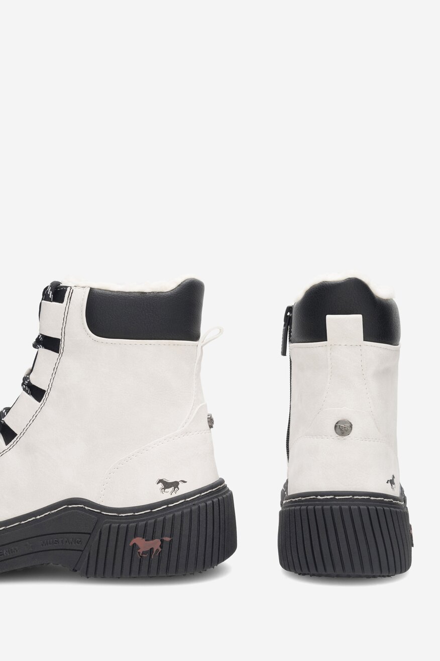Trzewiki Mustang 1436-605-203 Biały