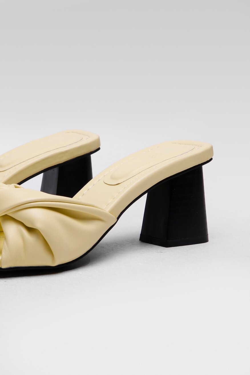 Klapki Jenny Fairy LS5706-01 Żółty