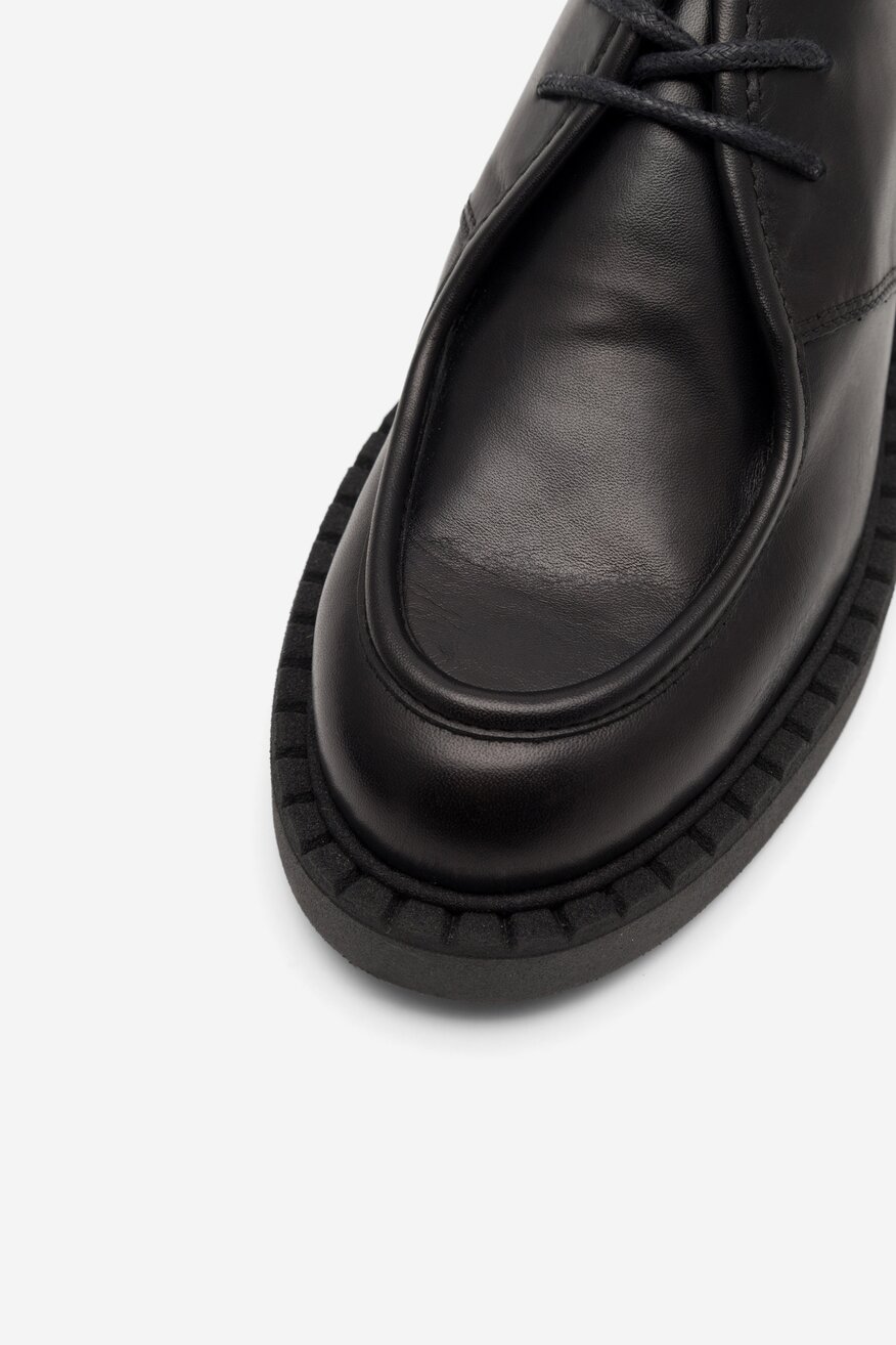 Półbuty Gino Rossi ARONA-26909PE Czarny