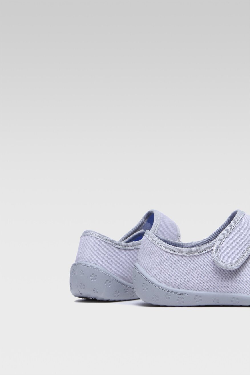 Kapcie MB MB 4R3/18A Szary jasny