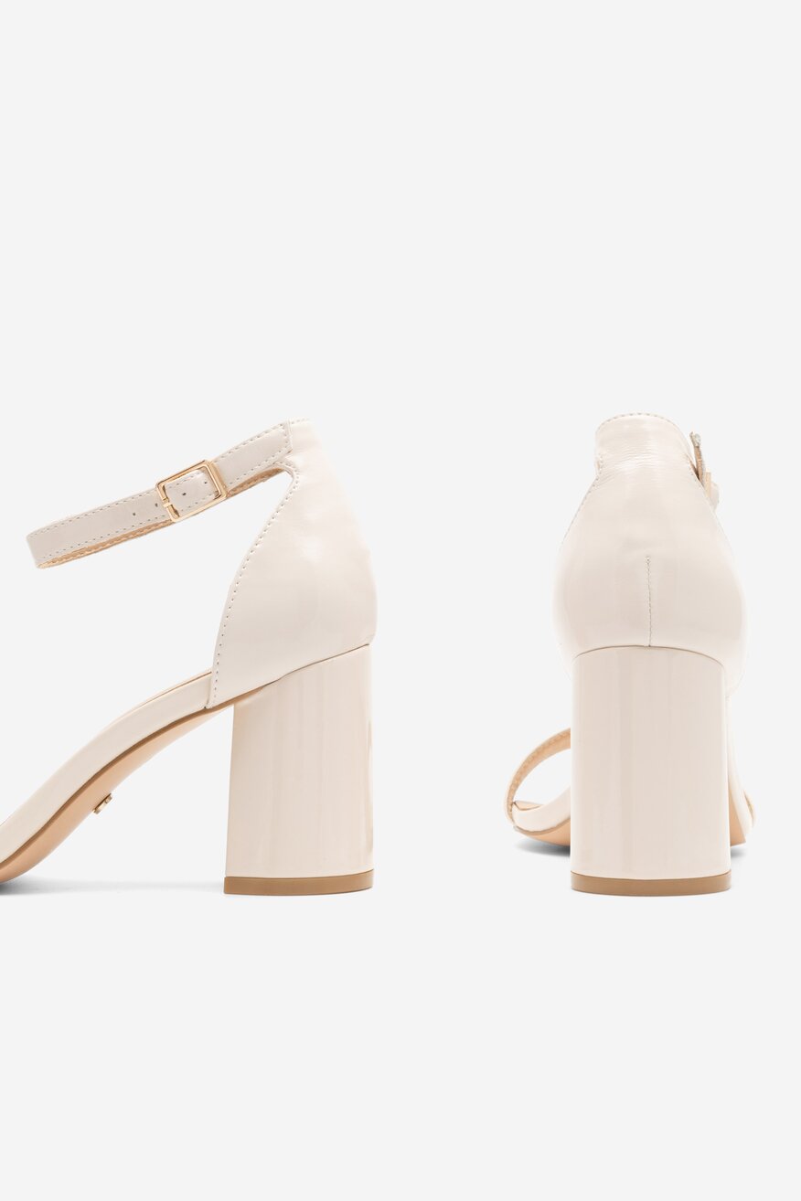 Sandały Lasocki POLT WYL3402-4Z Biały