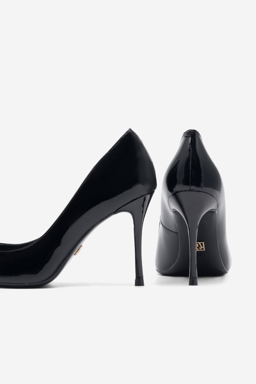 Czółenka Gino Rossi V-258-02 Czarny