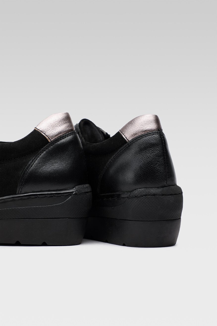 Półbuty Go Soft WI23-WARUNA-07 Czarny