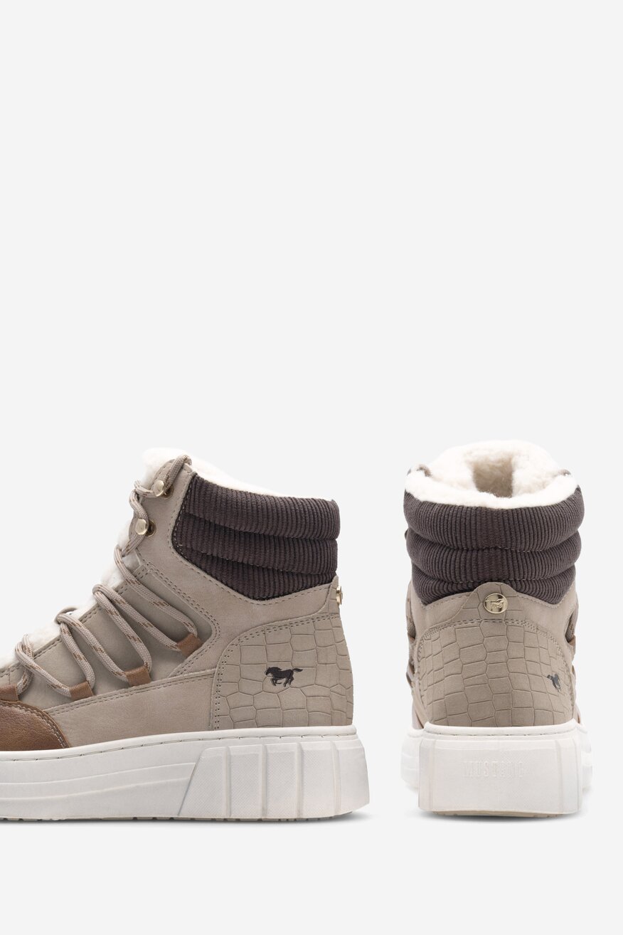 Trzewiki Mustang 1446-601 Beżowy