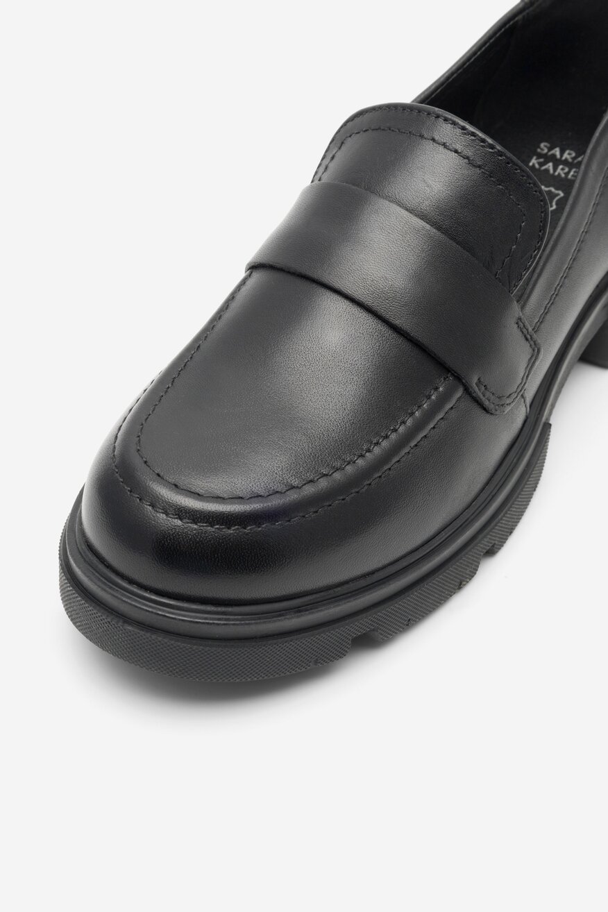 Półbuty Sarah Karen ARC-LAMI-01 Czarny