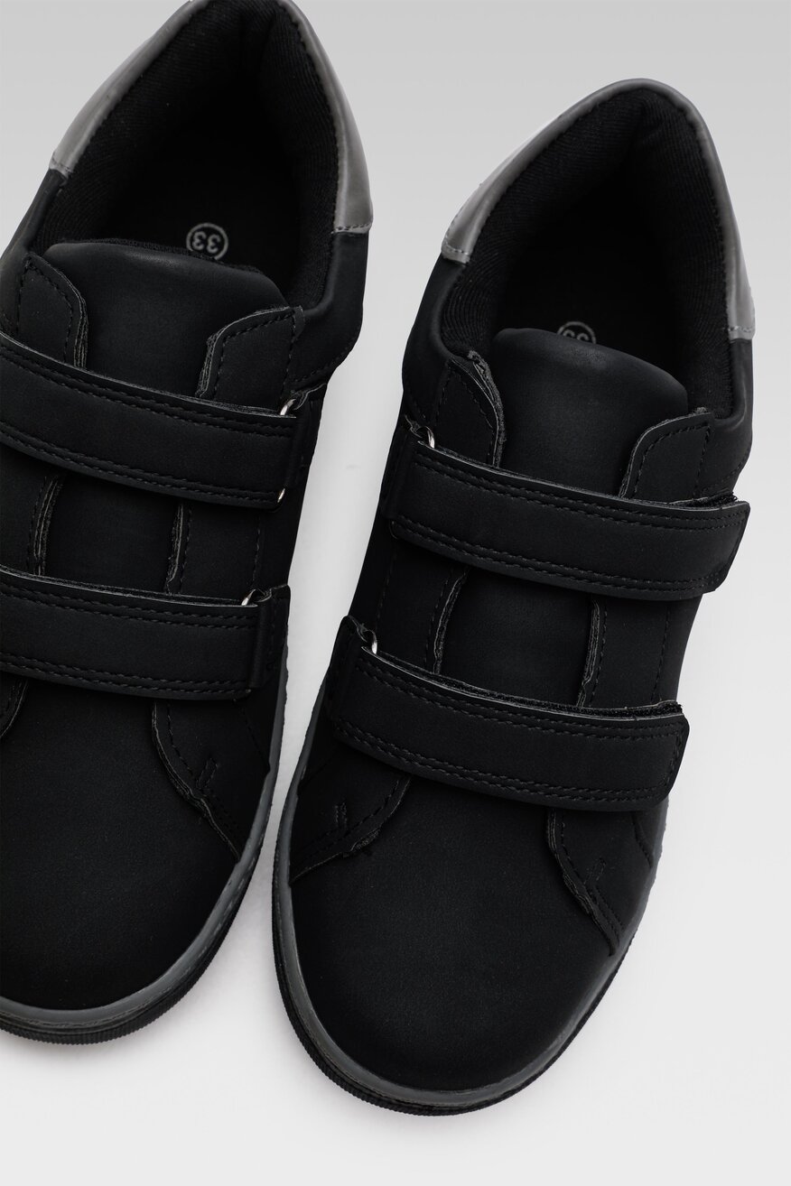 Półbuty Action Boy CM2110275-8 Czarny