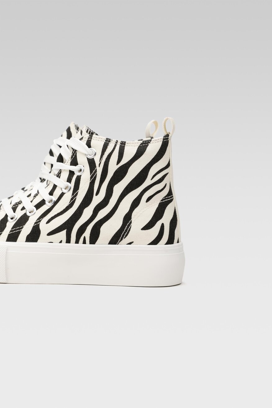 Trampki Jenny Fairy BREANNA BSK6044-01 Biały