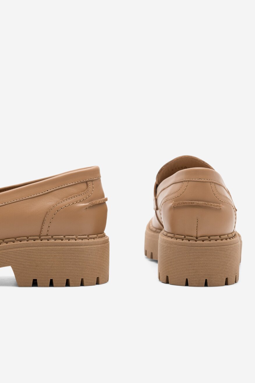 Półbuty Gino Rossi ELISA-23251 Camel