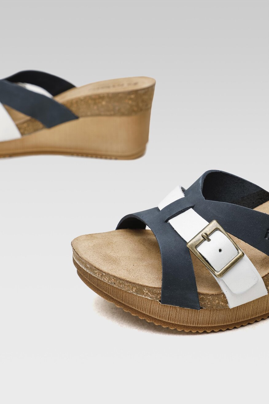 Klapki Inblu EN11PN01 Granatowy