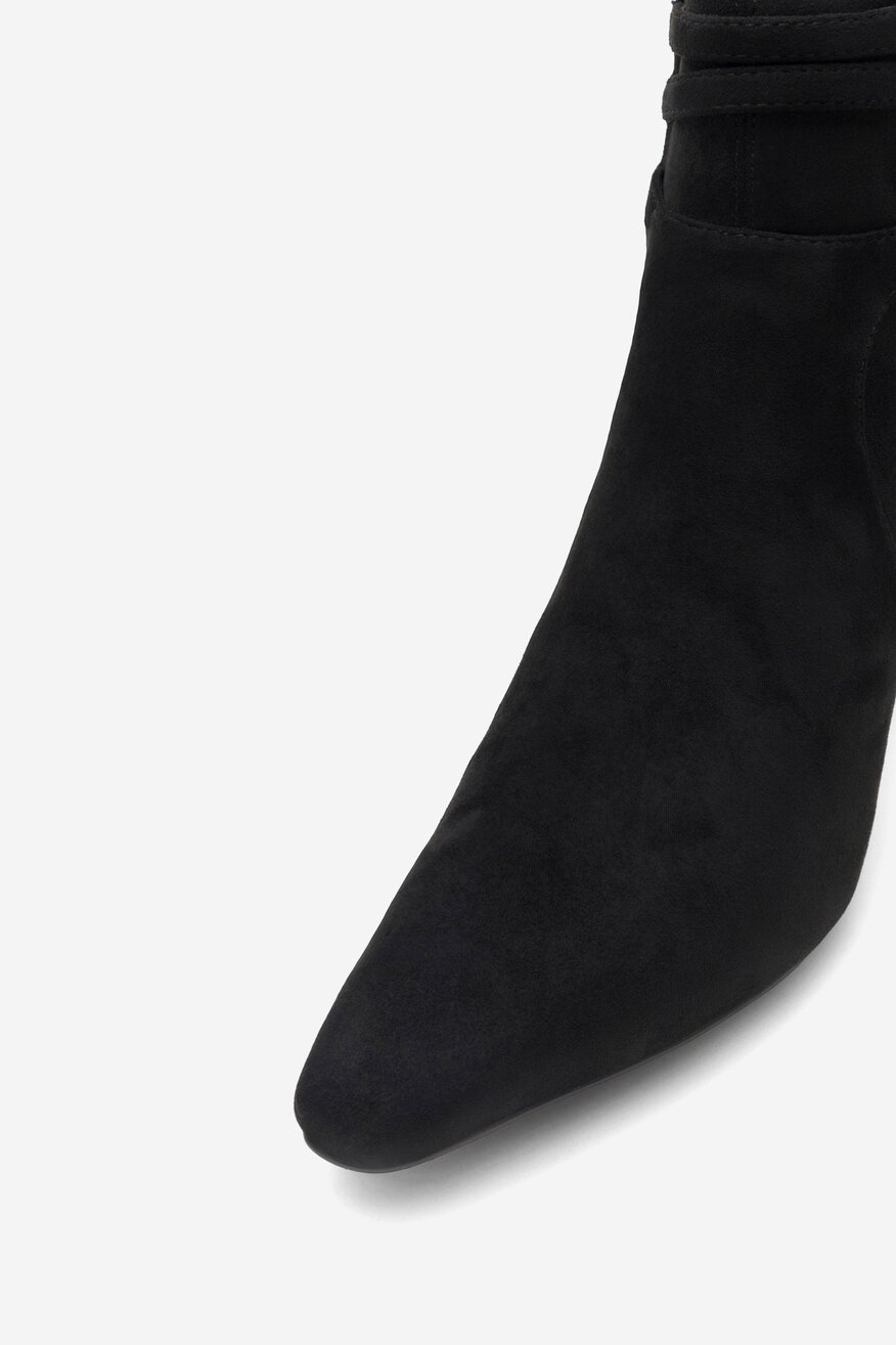 Botki NINE WEST LUBENA ZL23003CC Czarny