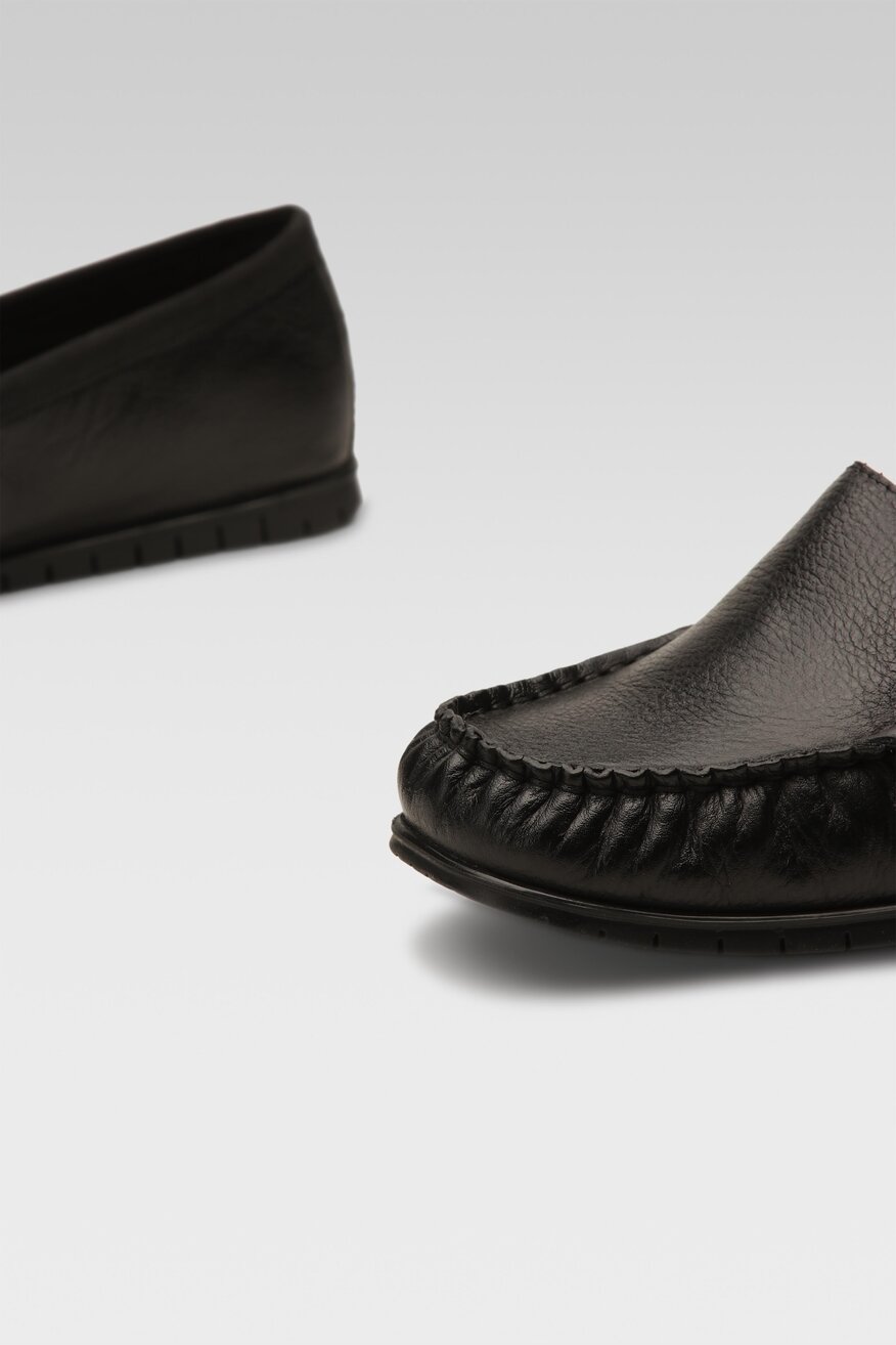 Półbuty Sarah Karen WB-MADONNA-01 Czarny