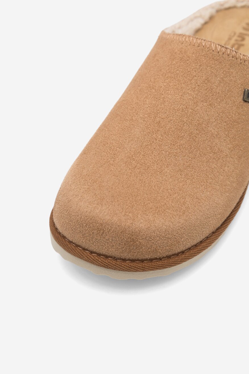 Kapcie Inblu CS15Q803 Brązowy