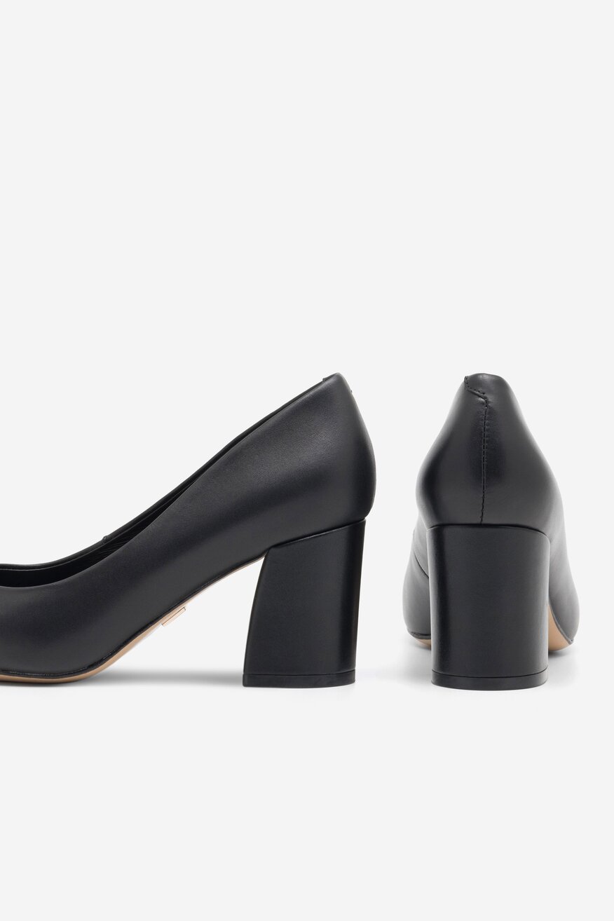 Czółenka Gino Rossi 71446-02 Czarny