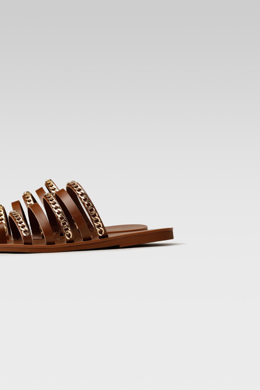 Klapki Bassano AGK21702 Brązowy