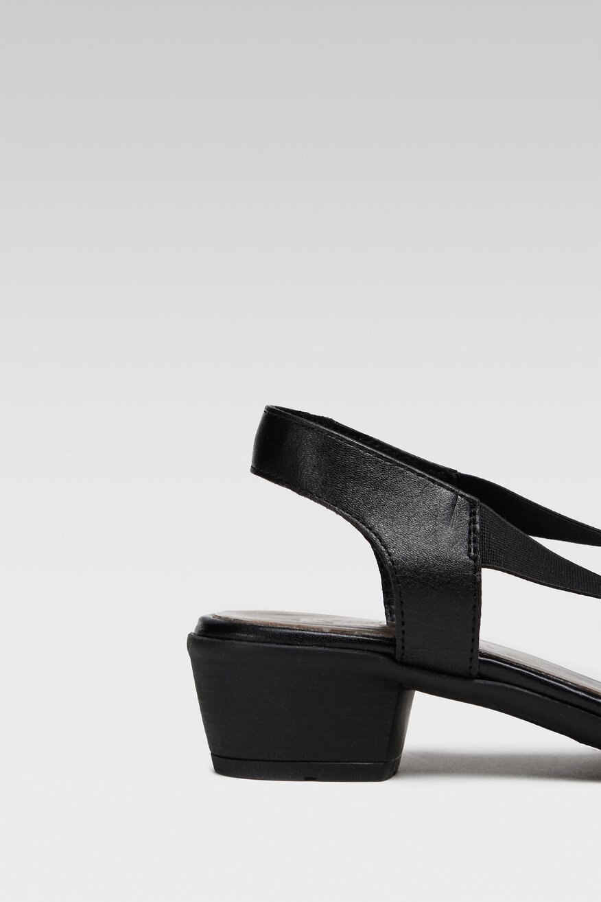 Sandały Go Soft WI23-BETTY-06 Czarny