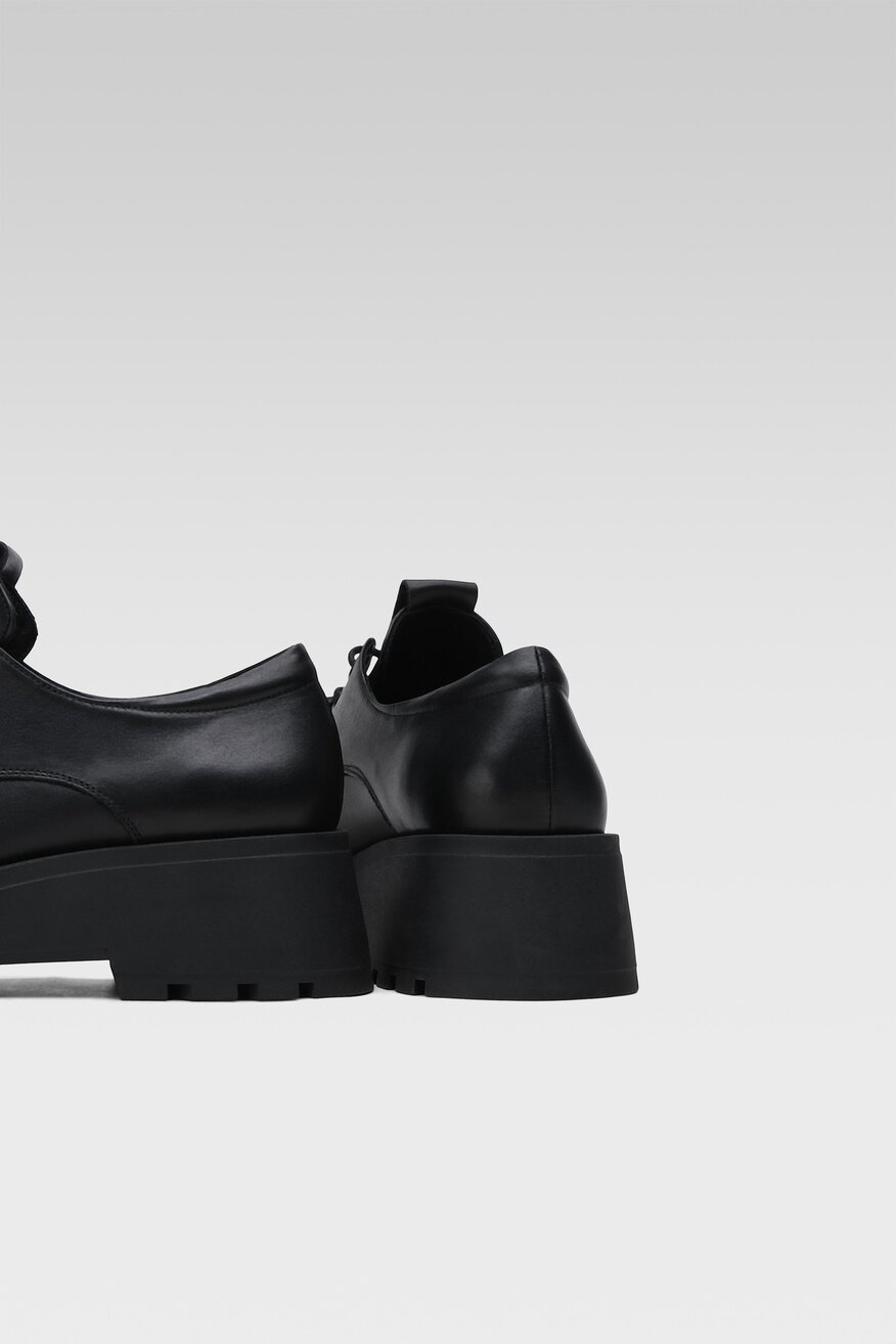 Półbuty Badura CATANZARO-4040-01 Czarny