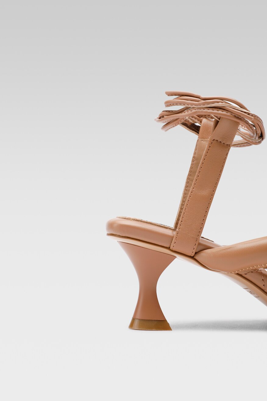 Sandały Gino Rossi V907-331 Beżowy