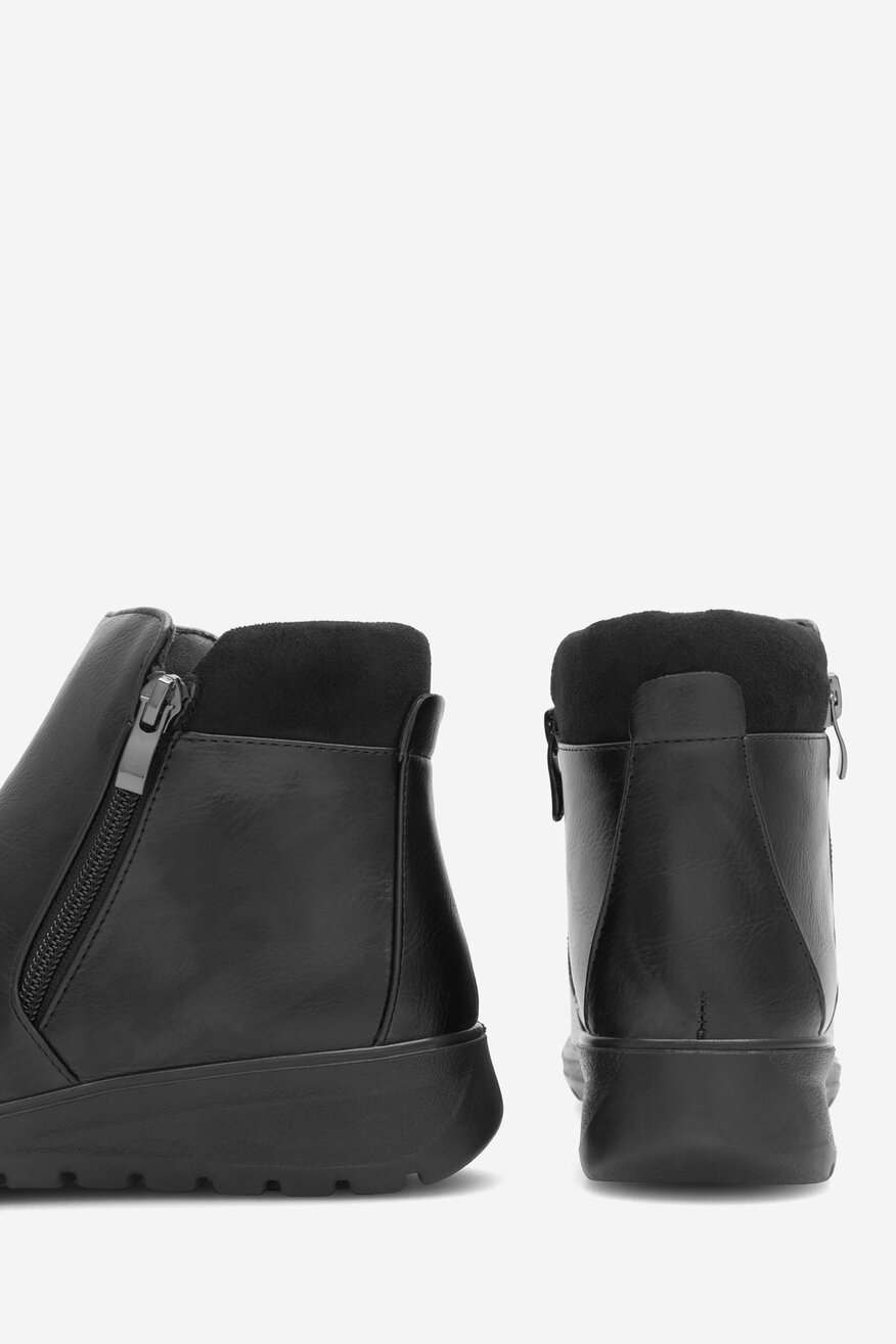 Botki Go Soft HANNAH WSS20521-08 Czarny