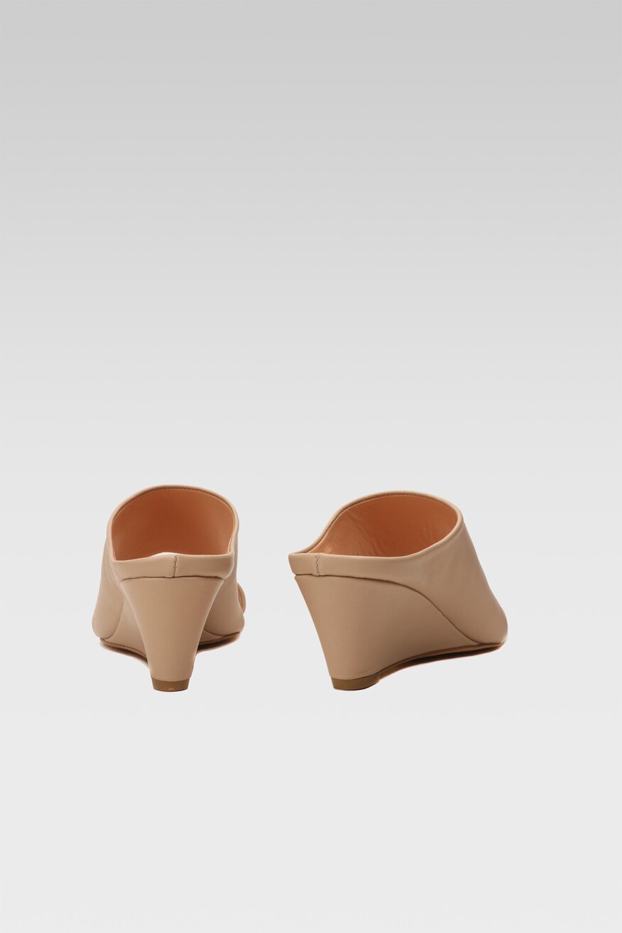 Klapki Badura 22918 Beżowy