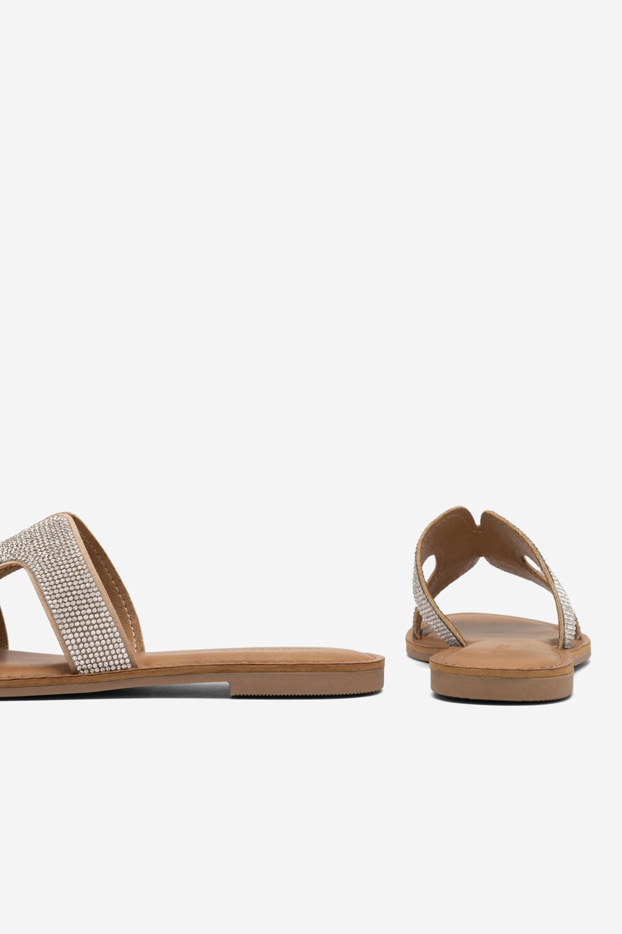 Klapki Jenny Fairy CARLA FT15398AD-444 Srebrny