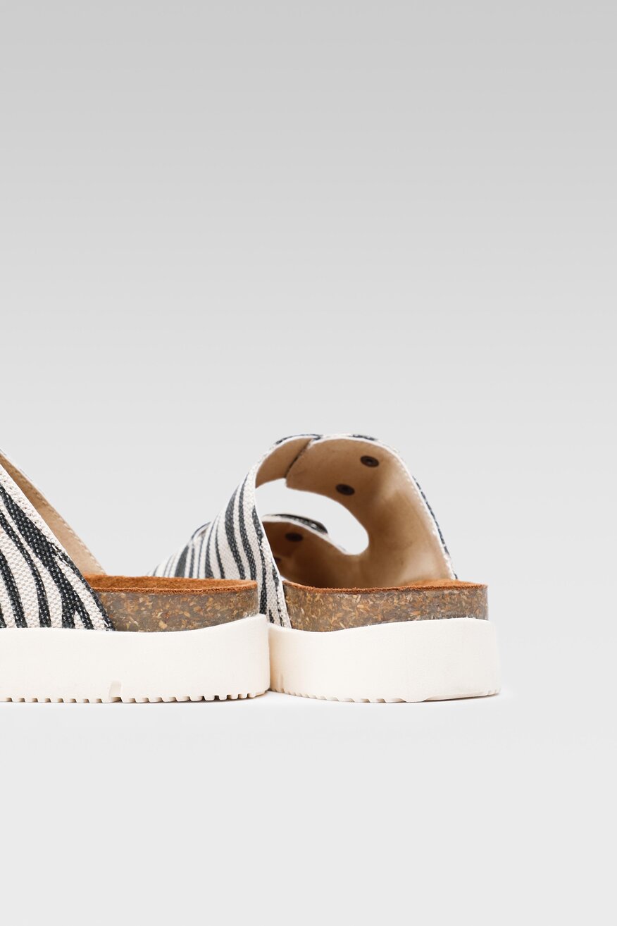 Klapki Wrangler WL21710A Beżowy ciemny