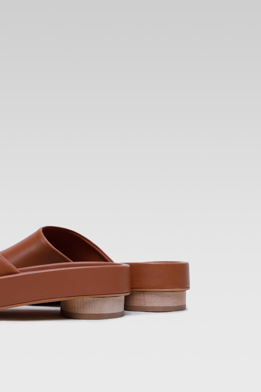 Klapki Gino Rossi 22SS17 Camel