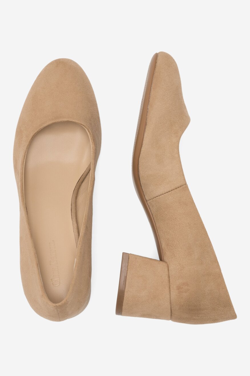 Czółenka Clara Barson WFA1976-2A Beżowy