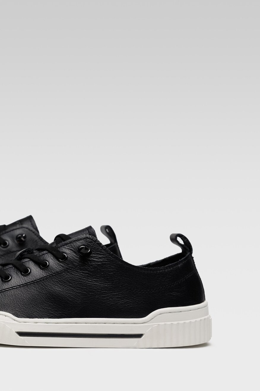 Półbuty Gino Rossi 121AM0837 Czarny