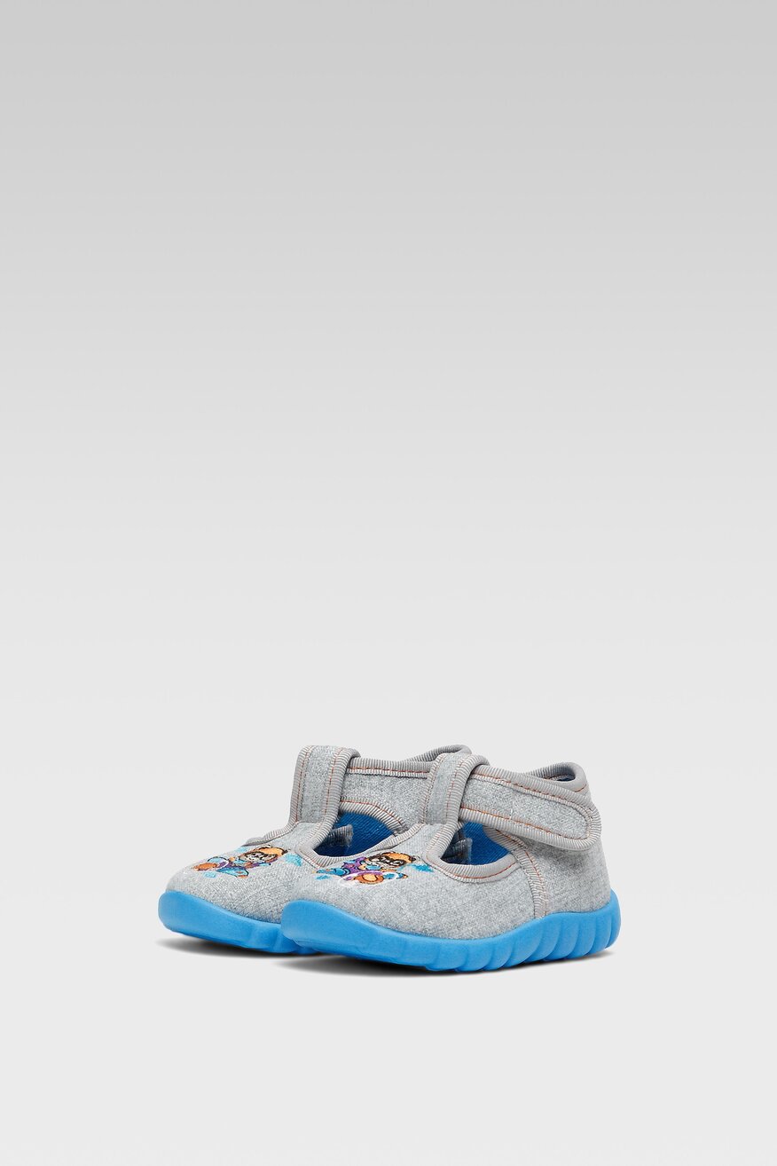 Kapcie Action Boy 001B/002B Szary