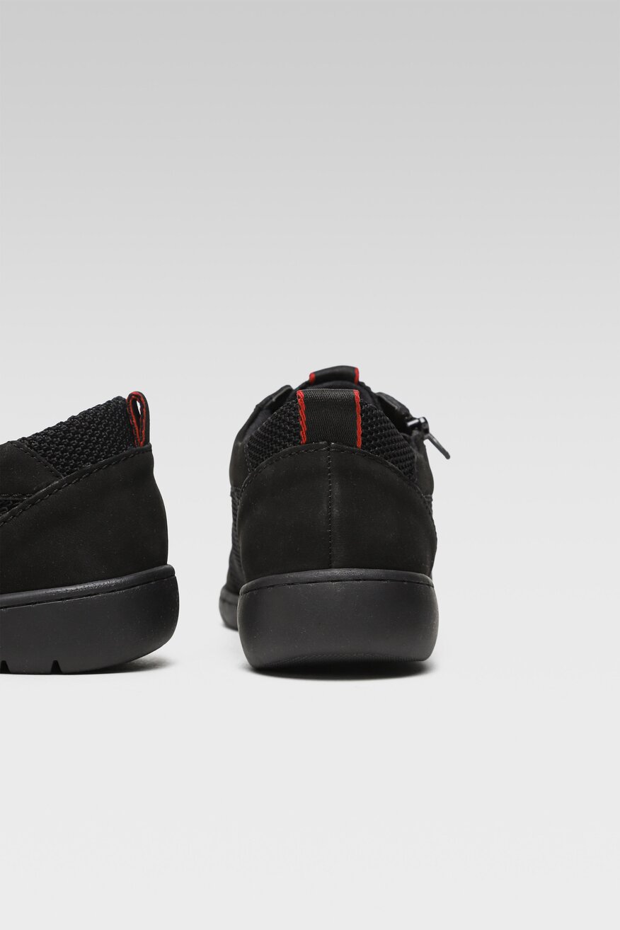 Półbuty Sarah Karen WI23-ENYA-17 Czarny