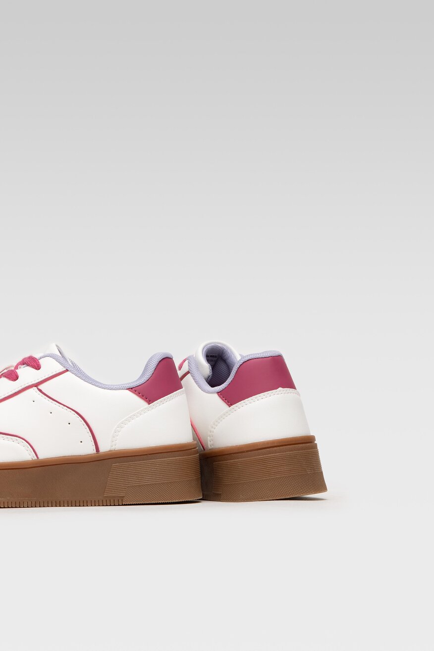 Półbuty Nylon Red WAG1152105A-01 Biały