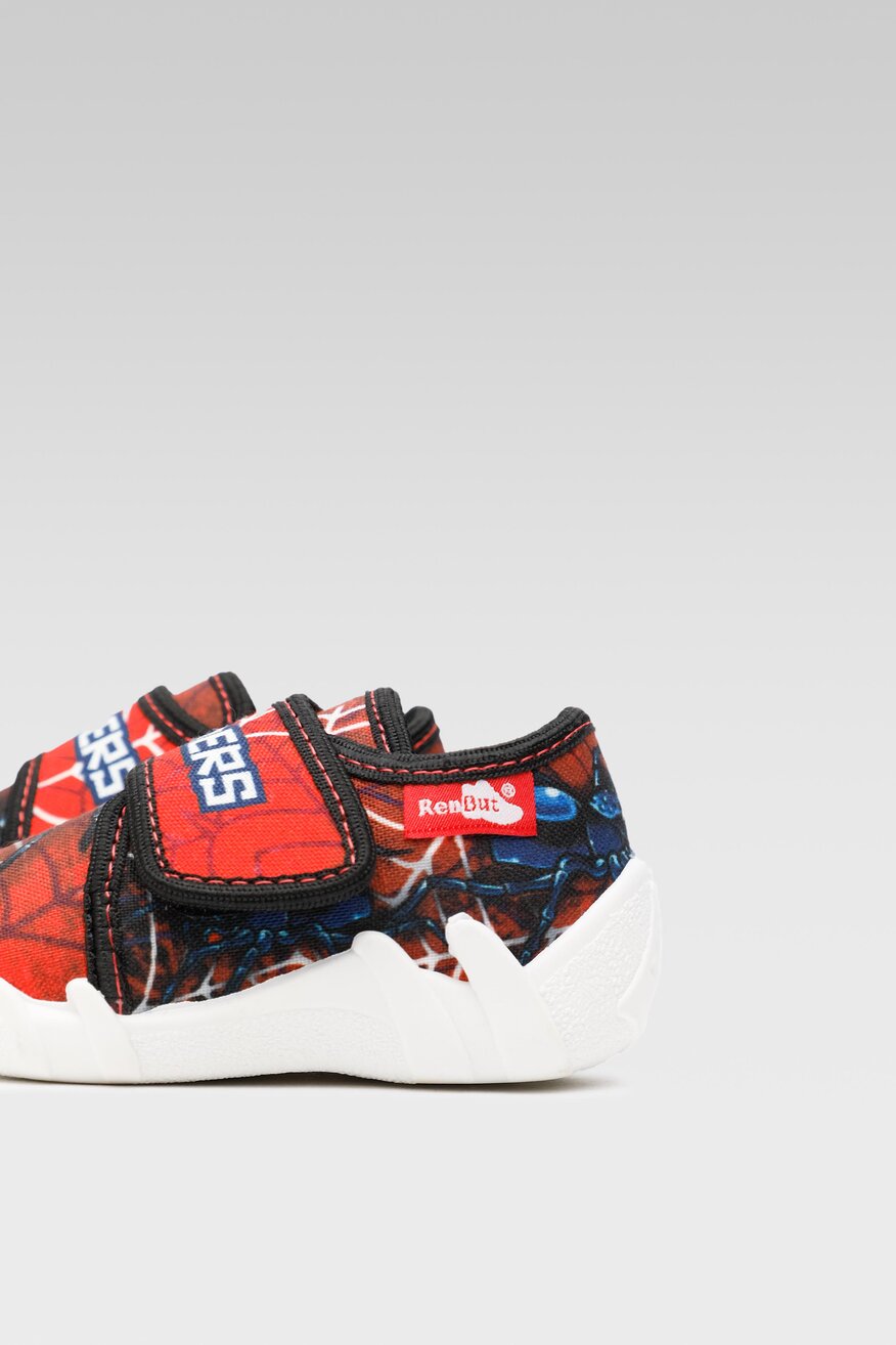 Kapcie RenBut 13-110 Czerwony
