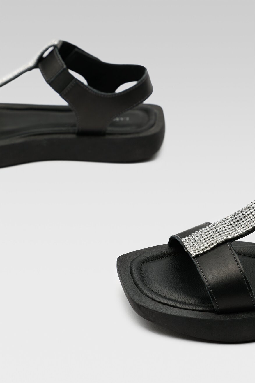 Sandały Lasocki Young CI12-3128-03 Czarny