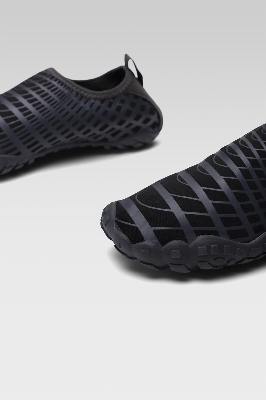 Obuwie do wody Sprandi WP80-22366 Czarny