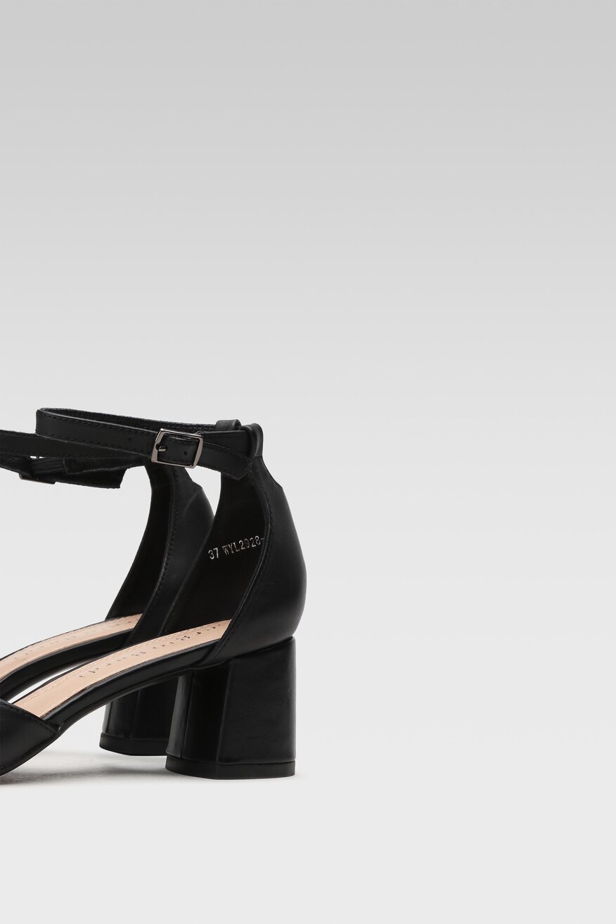 Czółenka Sergio Bardi WYL2928-4Z-SB Czarny